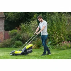 Ryobi Tondeuse A Gazon Pack One+ + Coupe-bordures 18v Sans Fil Rlm1833blt1825m : Rlm18x33b40 Et Coupe-bordures Olt1825m Offert -Jardin Luxueux Pas Cher Magasin 63dbc02e977e81.40229579