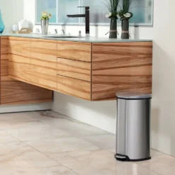 EKO Poubelle à Pédale Grace 35 L Argenté Mat -Jardin Luxueux Pas Cher Magasin 6480d37a4d08d9.49283518