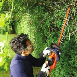 Black & Decker Taille Haies Black Et Decker Sans Fil Batterie 18 V 2 Ah Lame 50 Cm 7 Black & Decker Taille Haies Black Et Decker Sans Fil Batterie 18 V 2 Ah Lame 50 Cm -Jardin Luxueux Pas Cher Magasin 648b3922433221.17660523
